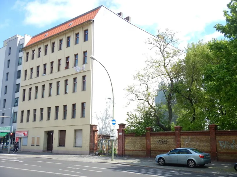+++Große 2-Zimmer-Wohnung in Moabit+++ — photo 1